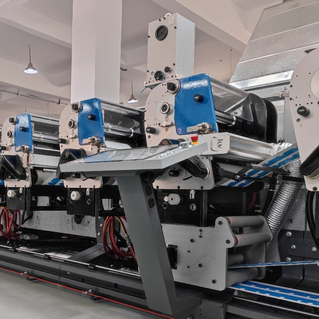 Comment l’impression d’étiquettes flexographique LED UV transforme lindustrie du packaging