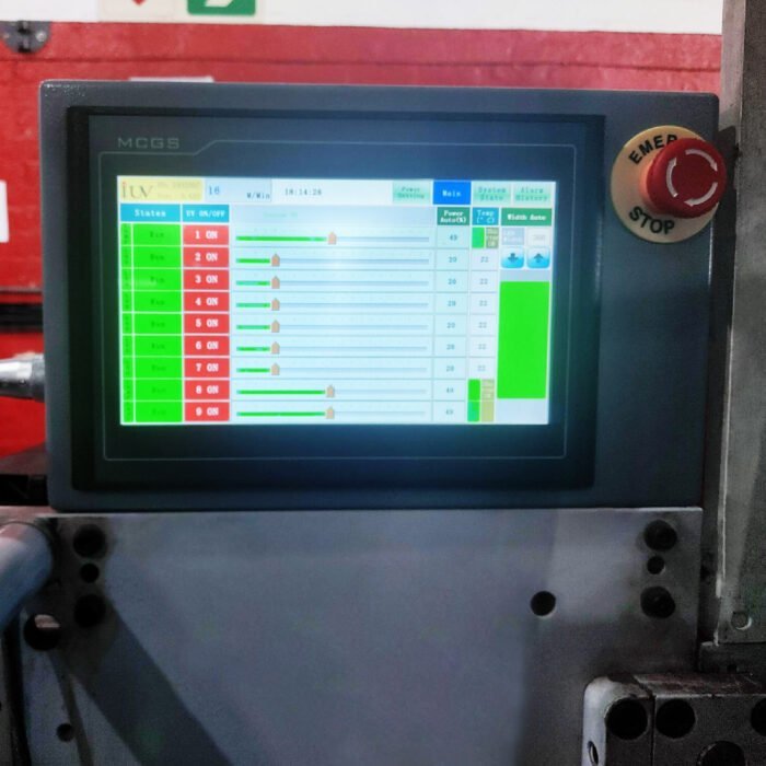 Offset-vs.-Flexo-vs.-Digital-Choosing-the-Right-Press-for-LED-UV-Label-Printing-700x700 (1)