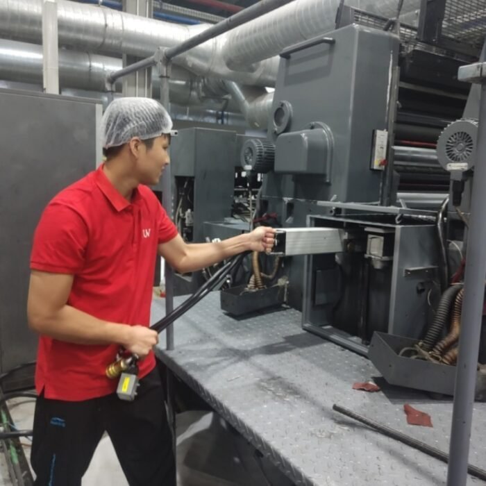 Optimizing-Ink-Mileage-and-Reducing-Waste-in-UV-Offset-Printing-700x700