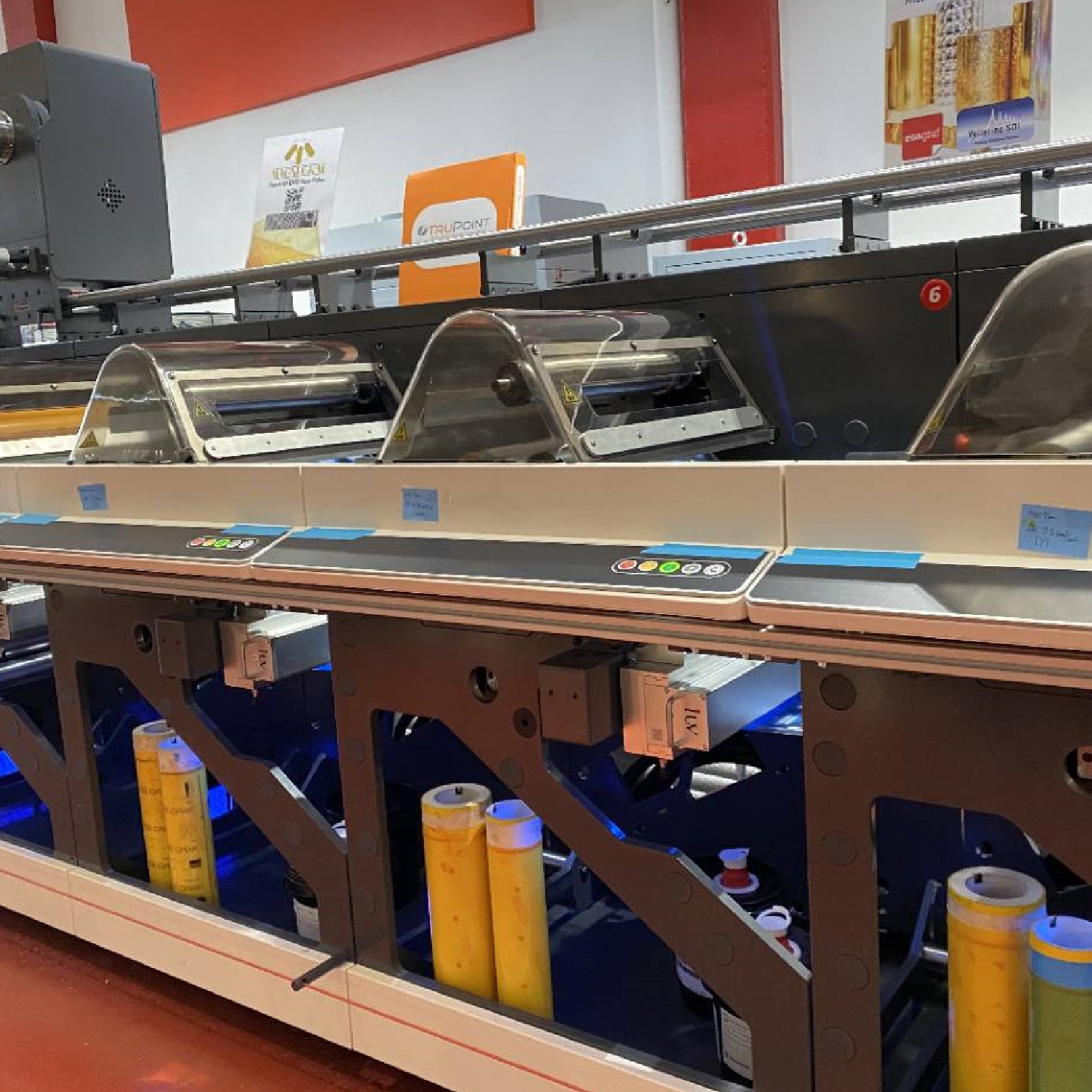 Comparatif : système de durcissement UV traditionnel vs LED – lequel ...