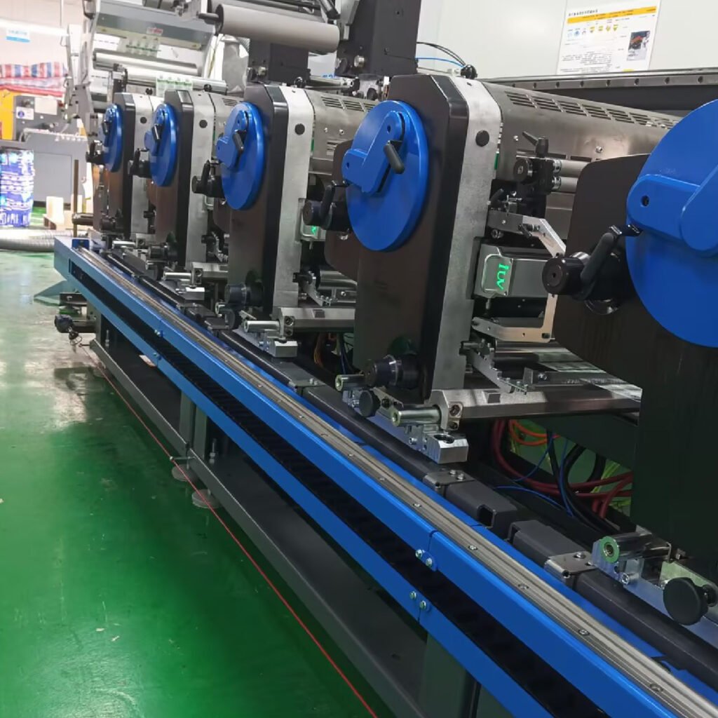 Polymérisation LED et impression flexographique séchage instantané et stabilité chromatique