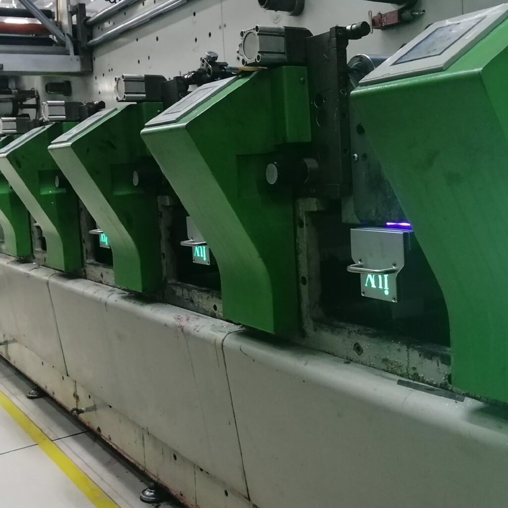 Système de durcissement UV Plus de précision et de rapidité dans l’impression de films et d’étiquettes