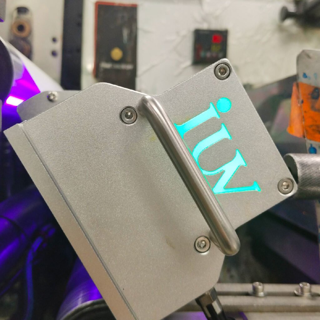 Comparatif performance du LED UV en impression flexo vs offset traditionnel