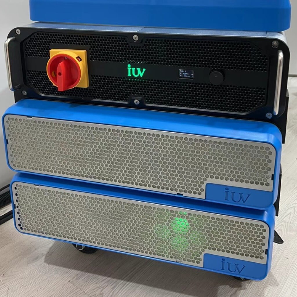 Économie d’énergie dans les applications flexographiques rapides grâce au durcissement UV LED