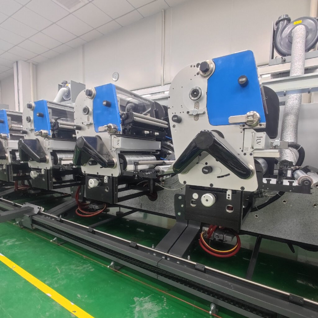 Impact de l’automatisation UV LED sur les coûts d’entretien des presses flexo et offset