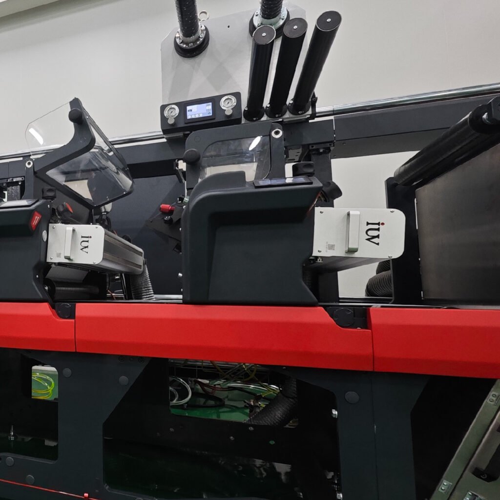 Les presses flexographiques LED plus de précision, moins d’entretien