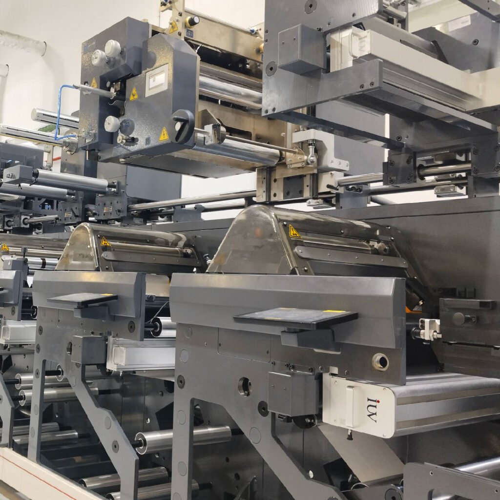 Comment le rétrofit UV à LED transforme la flexographie moderne en production efficace et écologique