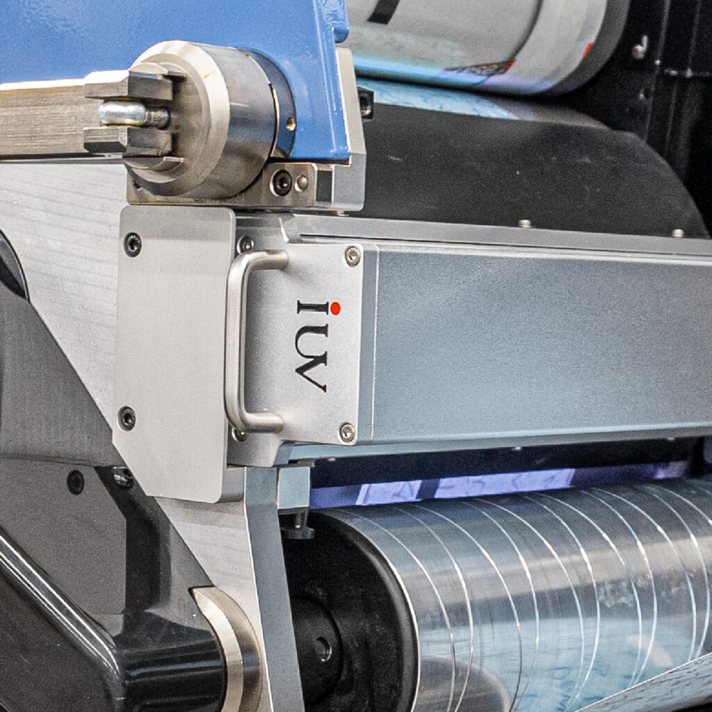 Comprendre le rôle du spectre UV dans la polymérisation des encres d’étiquettes