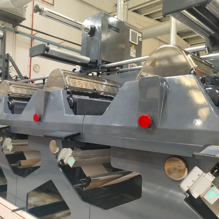 Comment le rétrofit LED UV améliore la productivité des presses flexo à bande étroite