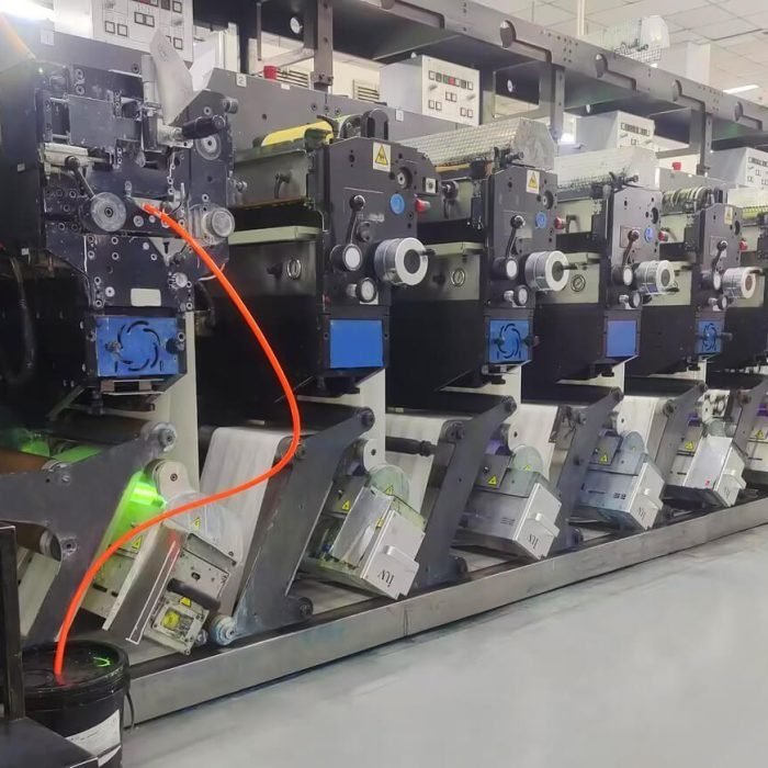 Gallus-EM-280-Flexo-Printing-Machine-with-IUV-Advancing-UV-LED-Curing-System-700x700-1-1 (2)