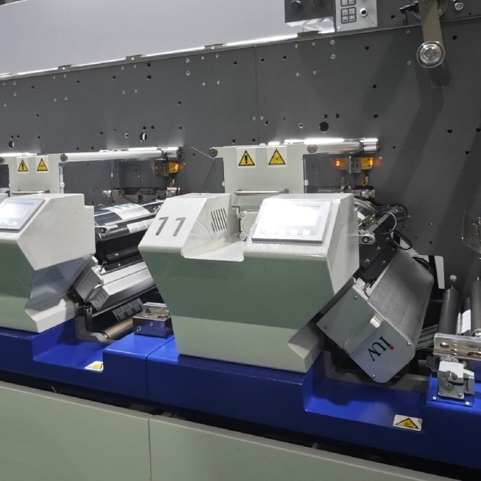 Optimiser la qualité des impressions flexo avec des systèmes de durcissement UV à haute performance