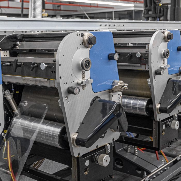 Pourquoi le séchage UV LED est devenu un standard en impression à bande étroite