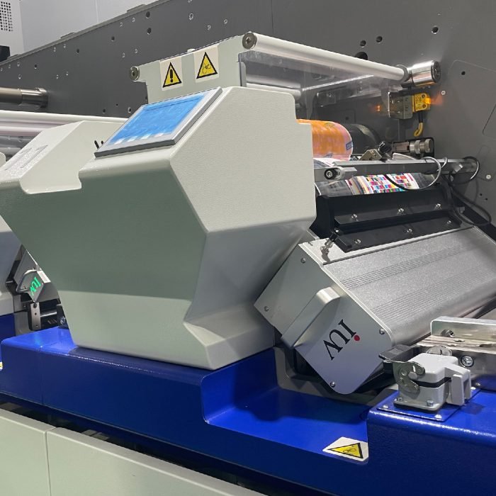 Réduction de la chaleur et meilleure adhérence les bénéfices techniques du système de polymérisation LED