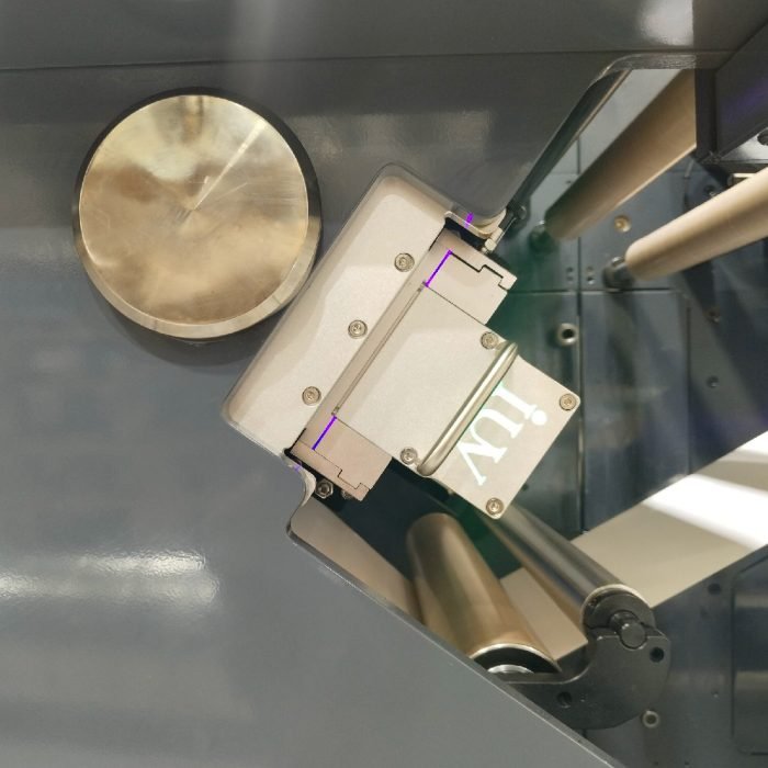 Rétrofit UV à LED pour presse flexographique modernisez vos presses pour des impressions haute performance