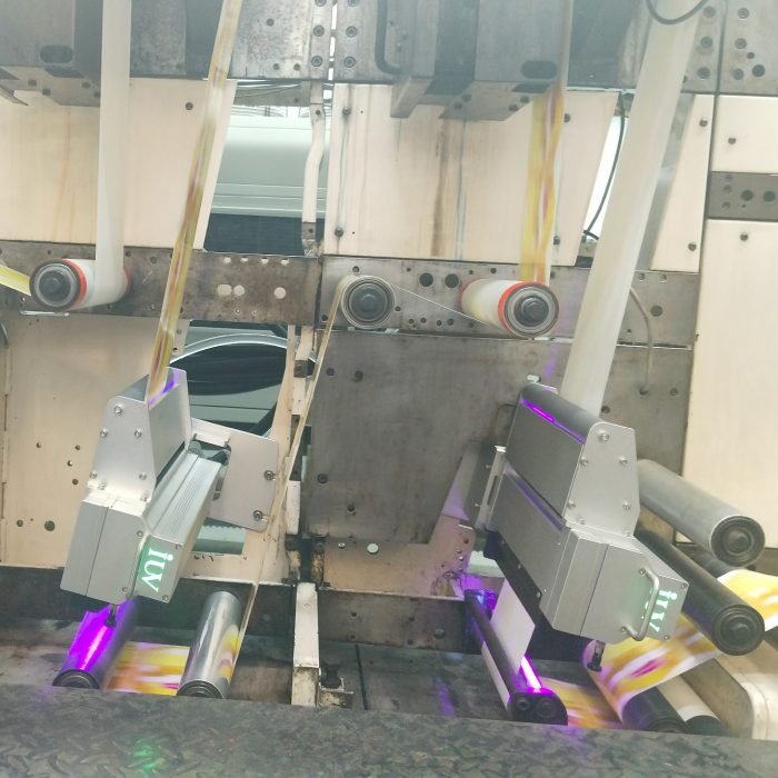 Système de polymérisation LED la technologie clé pour une impression flexo plus rapide et plus propre