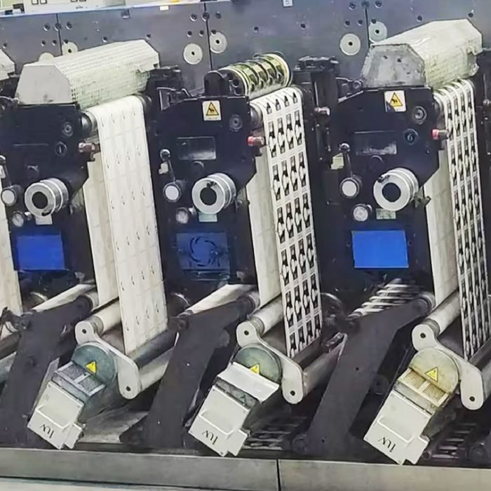 Systèmes de polymérisation par LED meno manutenzione, più produttività